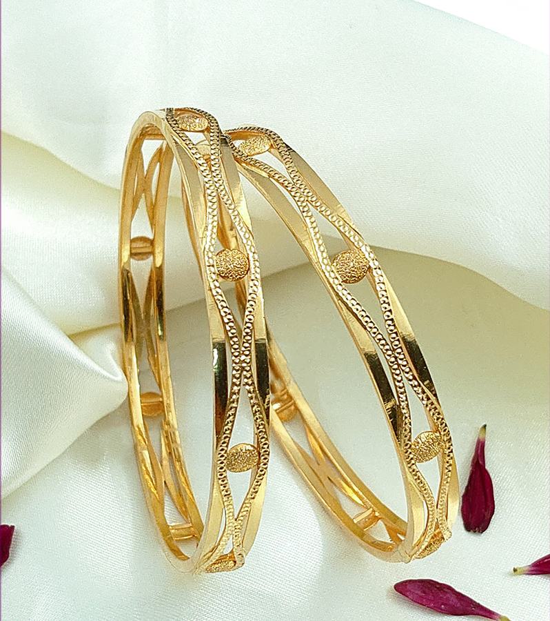 Ornate Gold Bangles with Twin Parallel Wavy Pattern