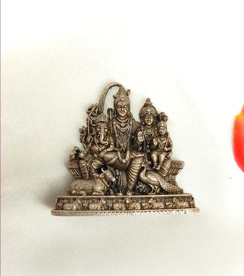 Beautiful Shiv Parivar Idol