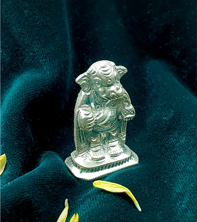Divine Silver Shri Ganesha Idol