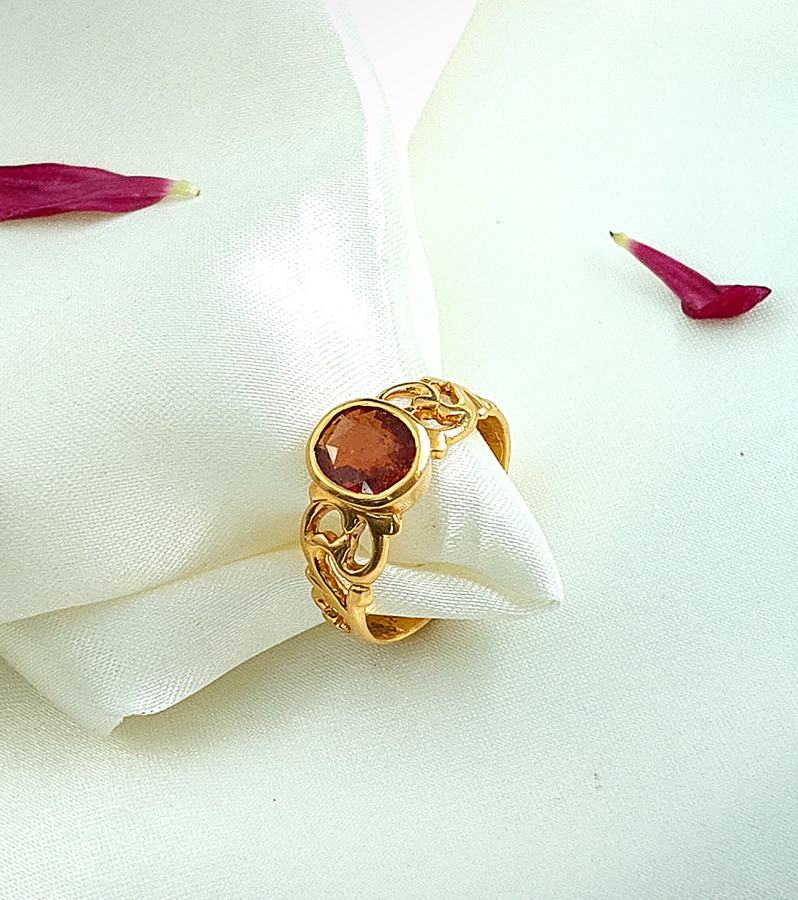 Exquisite Centerpiece Gold Hessonite Garnet Ring
