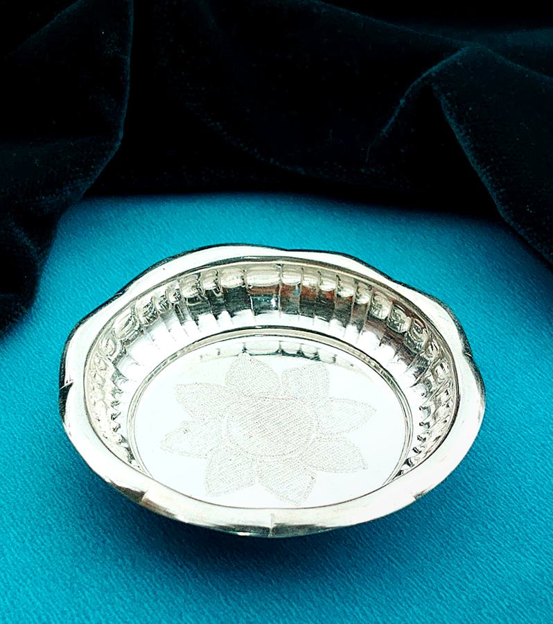 Traditional & Radiant Silver Kamal Plate